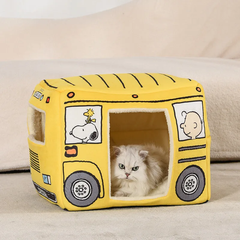 2 in 1 Bus Shaped Cat & Dog Bed – Cute, Foldable All-Season Pet Cubby